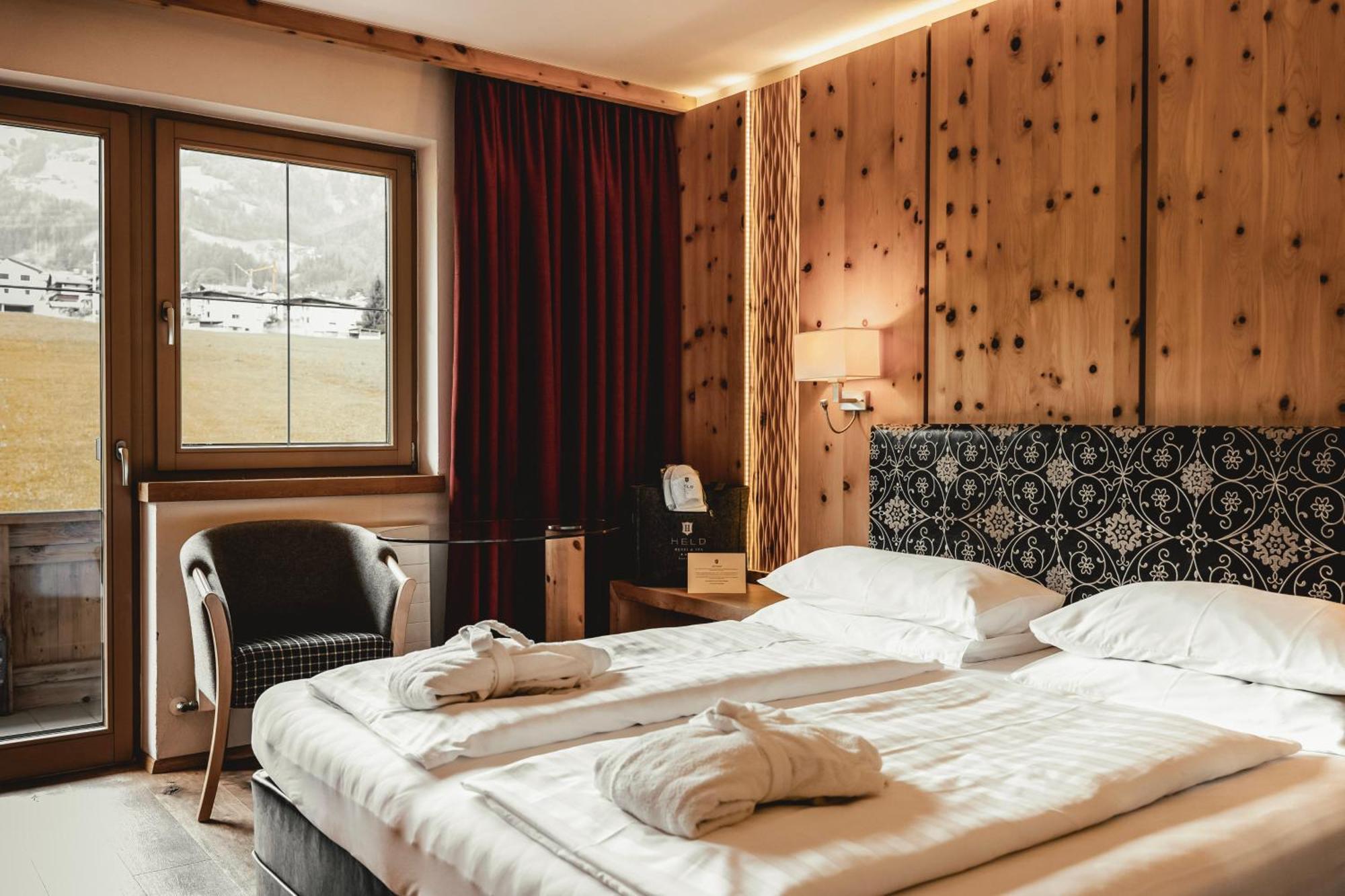 Hotel Held à Fügen Extérieur photo
