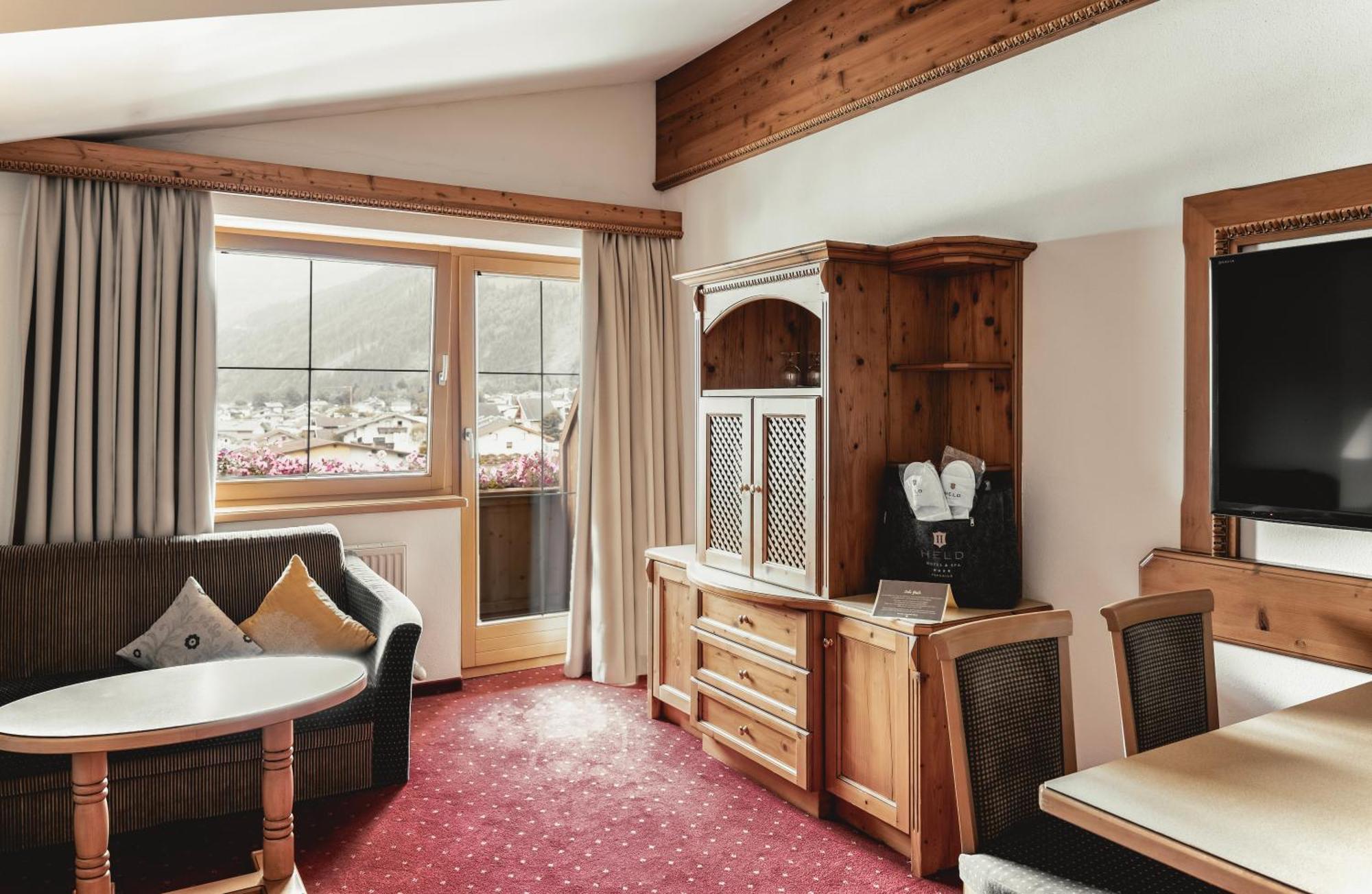 Hotel Held à Fügen Extérieur photo
