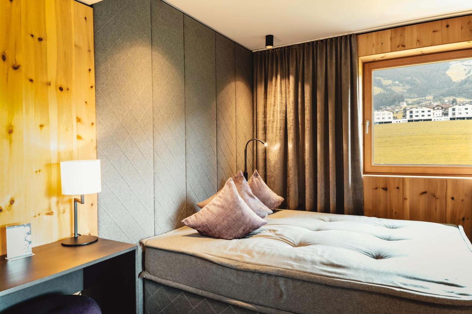 Hotel Held à Fügen Extérieur photo