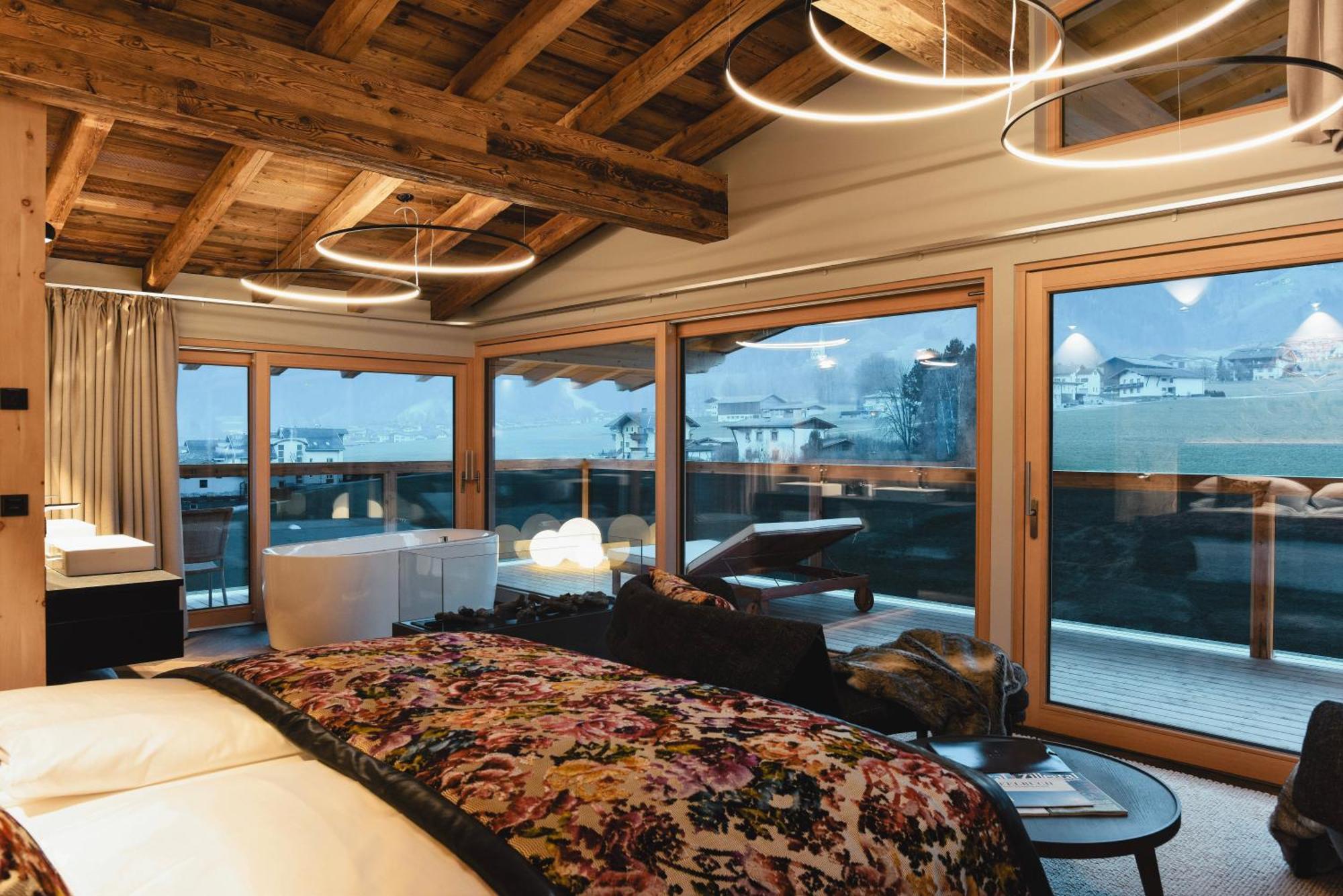 Hotel Held à Fügen Extérieur photo