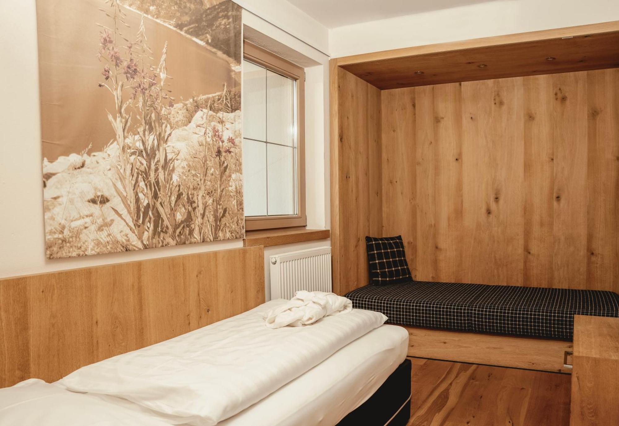 Hotel Held à Fügen Extérieur photo