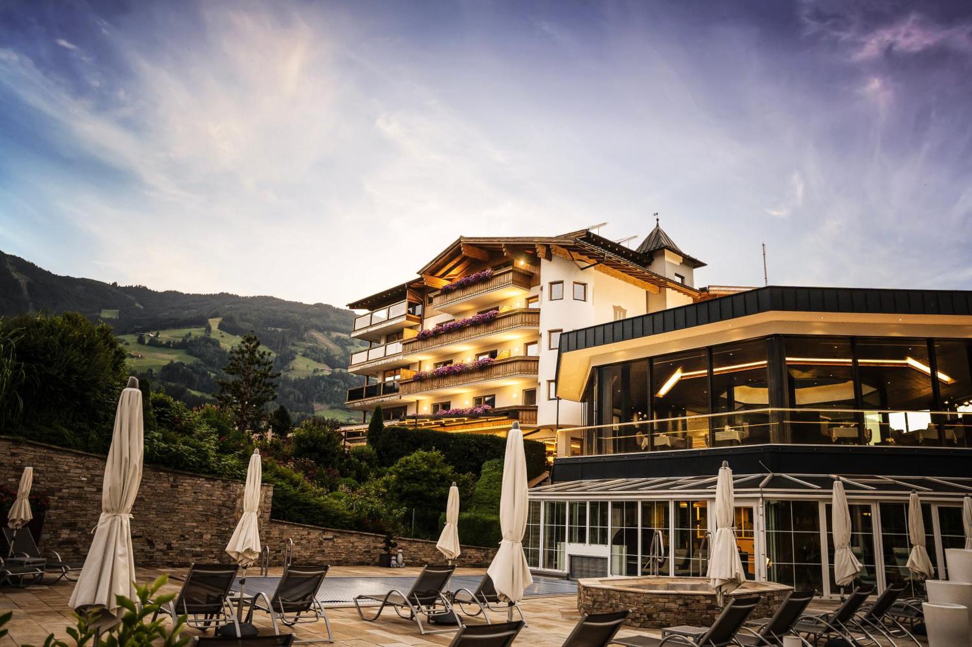 Hotel Held à Fügen Extérieur photo